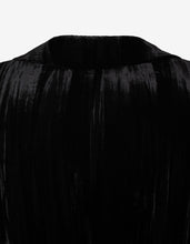Load image into Gallery viewer, Black Crinkled Velvet Blazer
